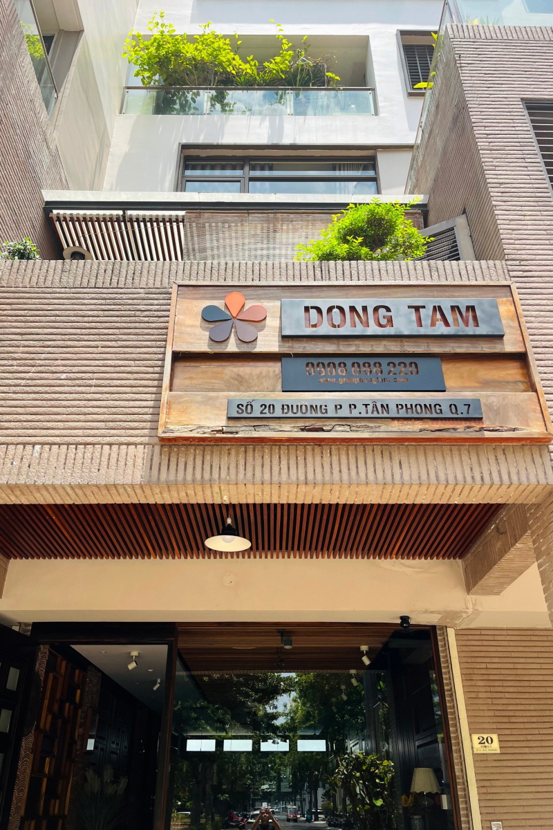 Dong Tam Furniture Store's Showroom